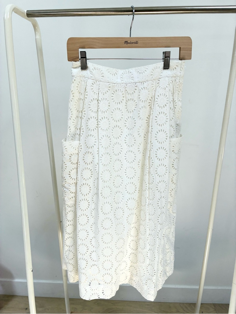 Lilly Pulitzer Women’s Cream Eyelet Midi Skirt